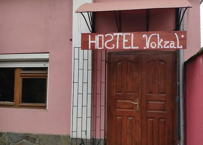 Vokzal 여관 *